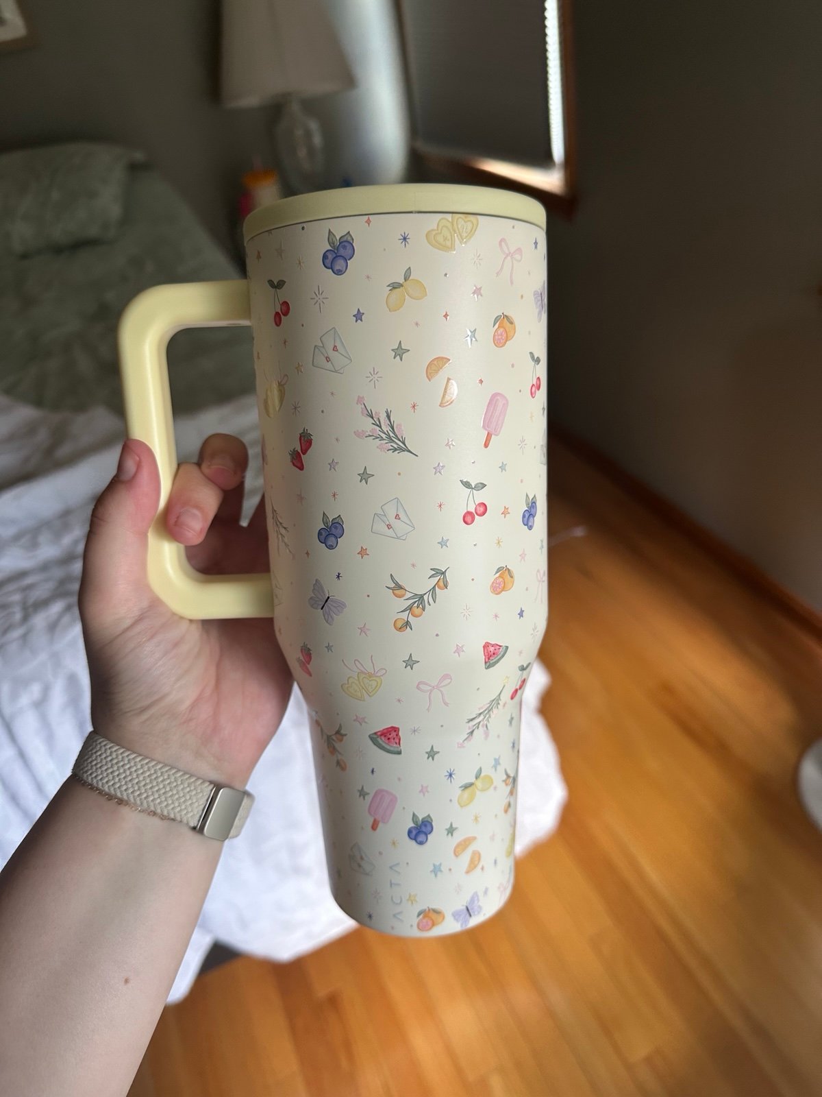 Hydrojug Berries & Cream 40 Oz Tumbler